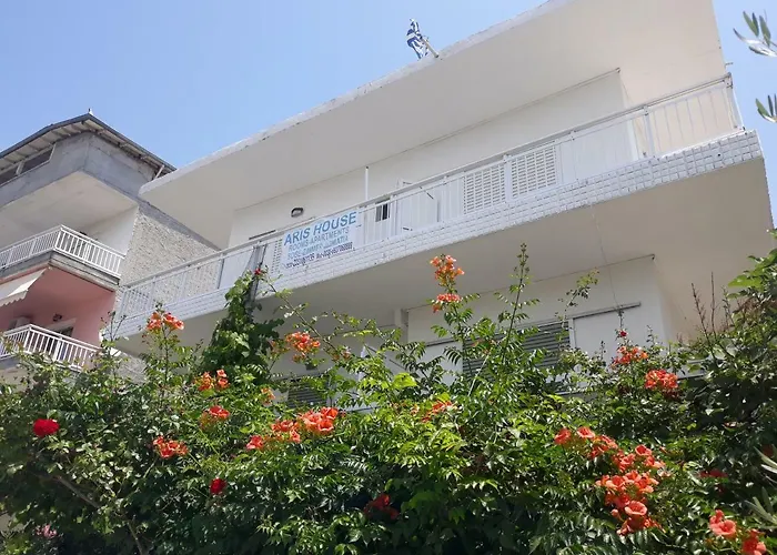 Apartment Aris House *