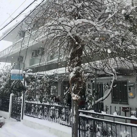 Aris House